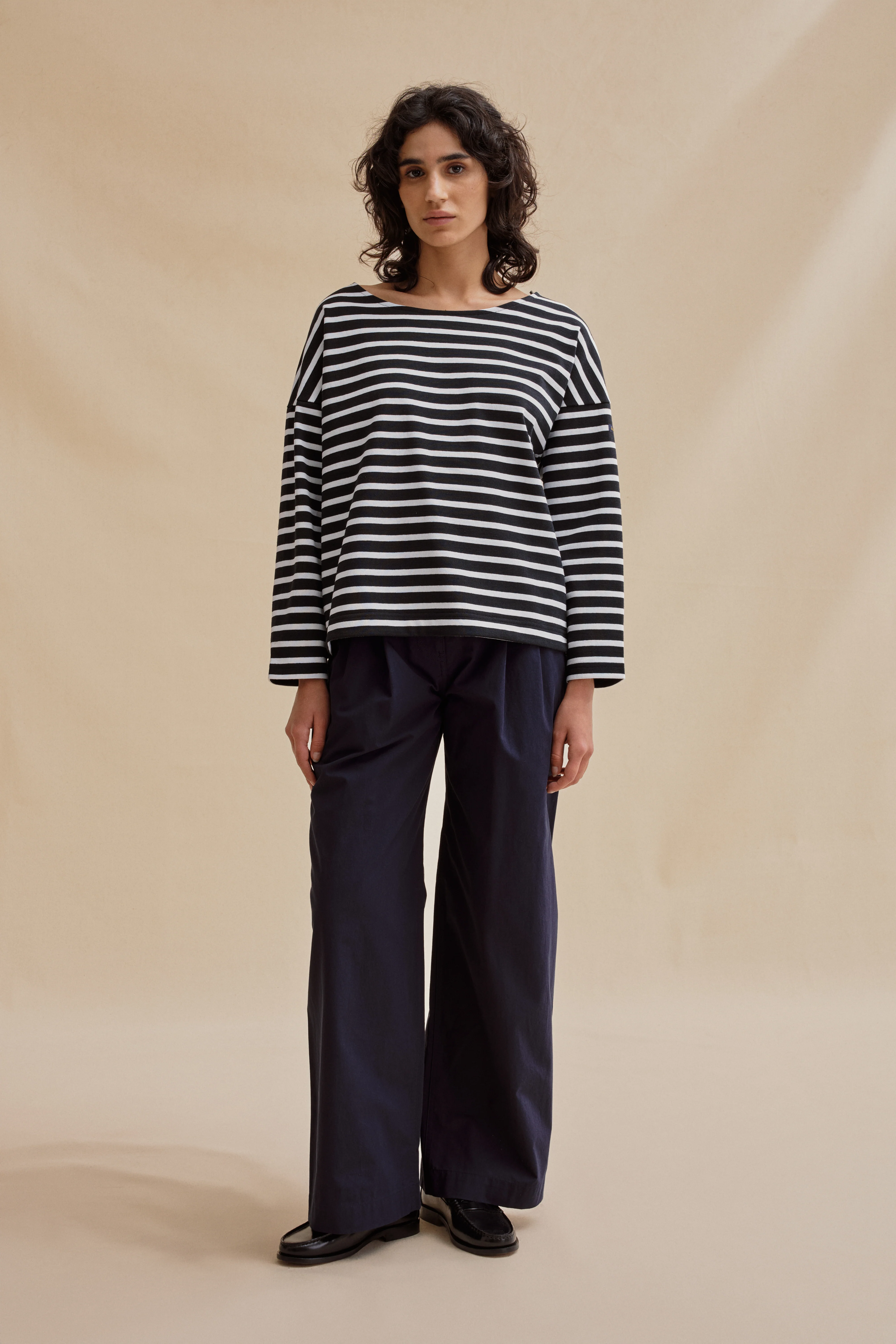Blouse Mona noir et blanc en coton épais - Image 3