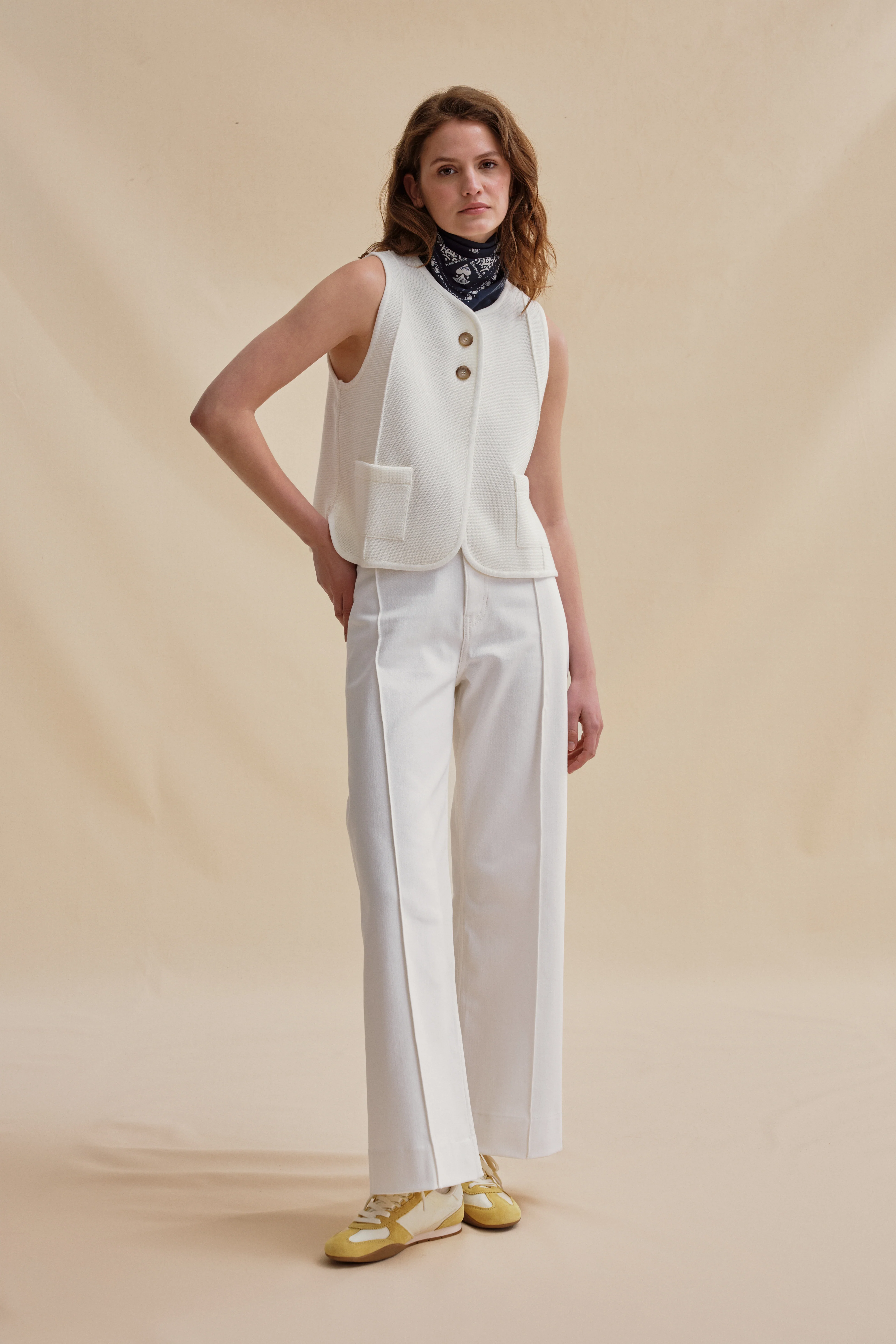 Gilet sans manches blanc maille milano pour femme - Image 3