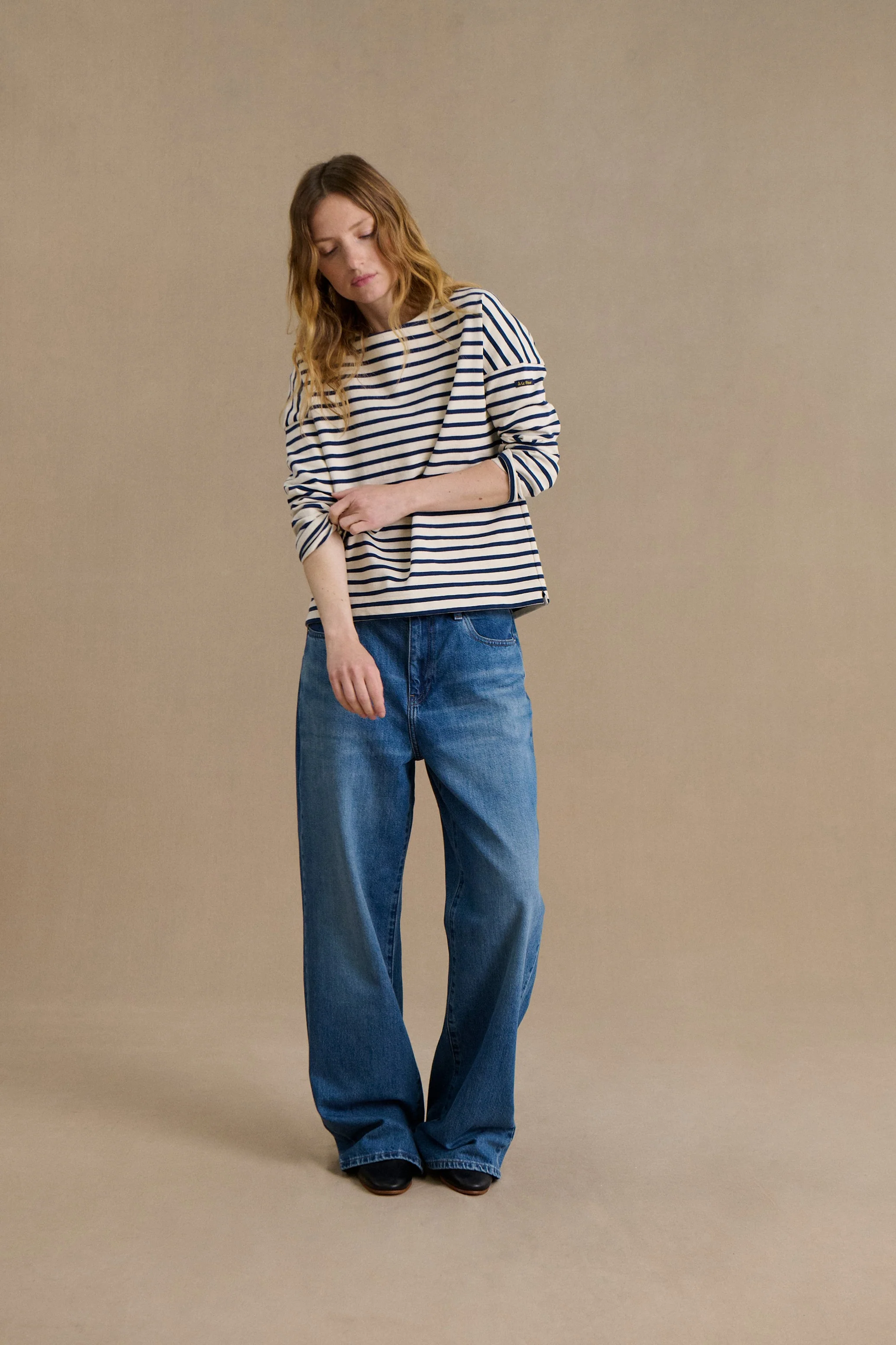 Blouse Mona écru et marine en coton épais - Image 3