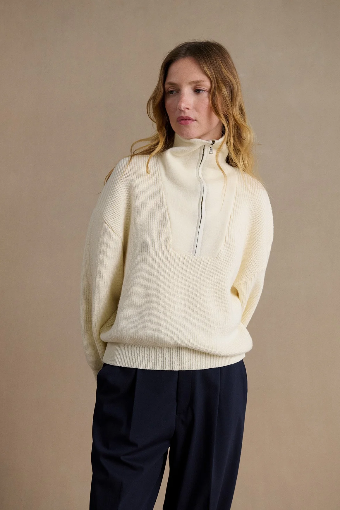 Pull col camionneur mérinos écru pour femme - Image 3