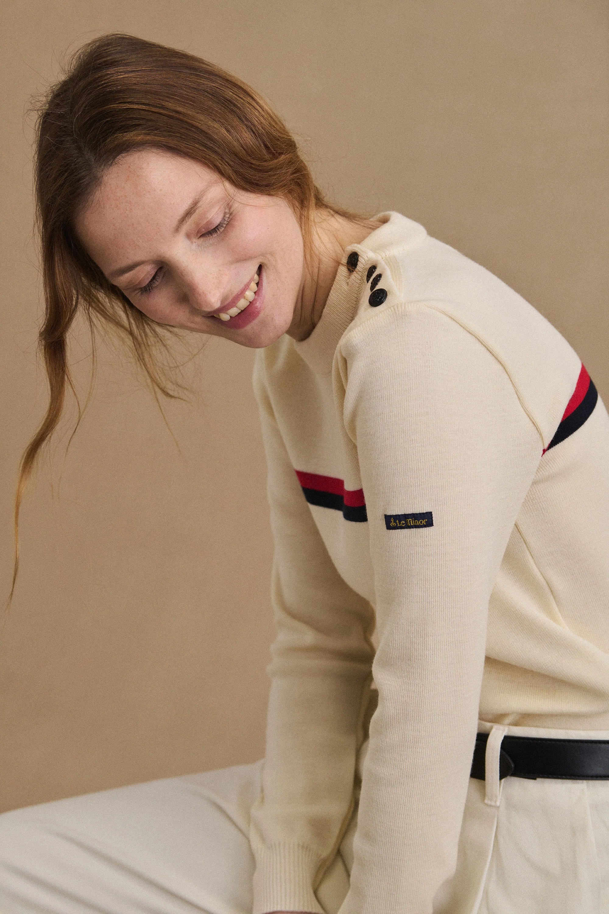 Pull marin en laine mérinos écru avec rayure pour femme - Image 3