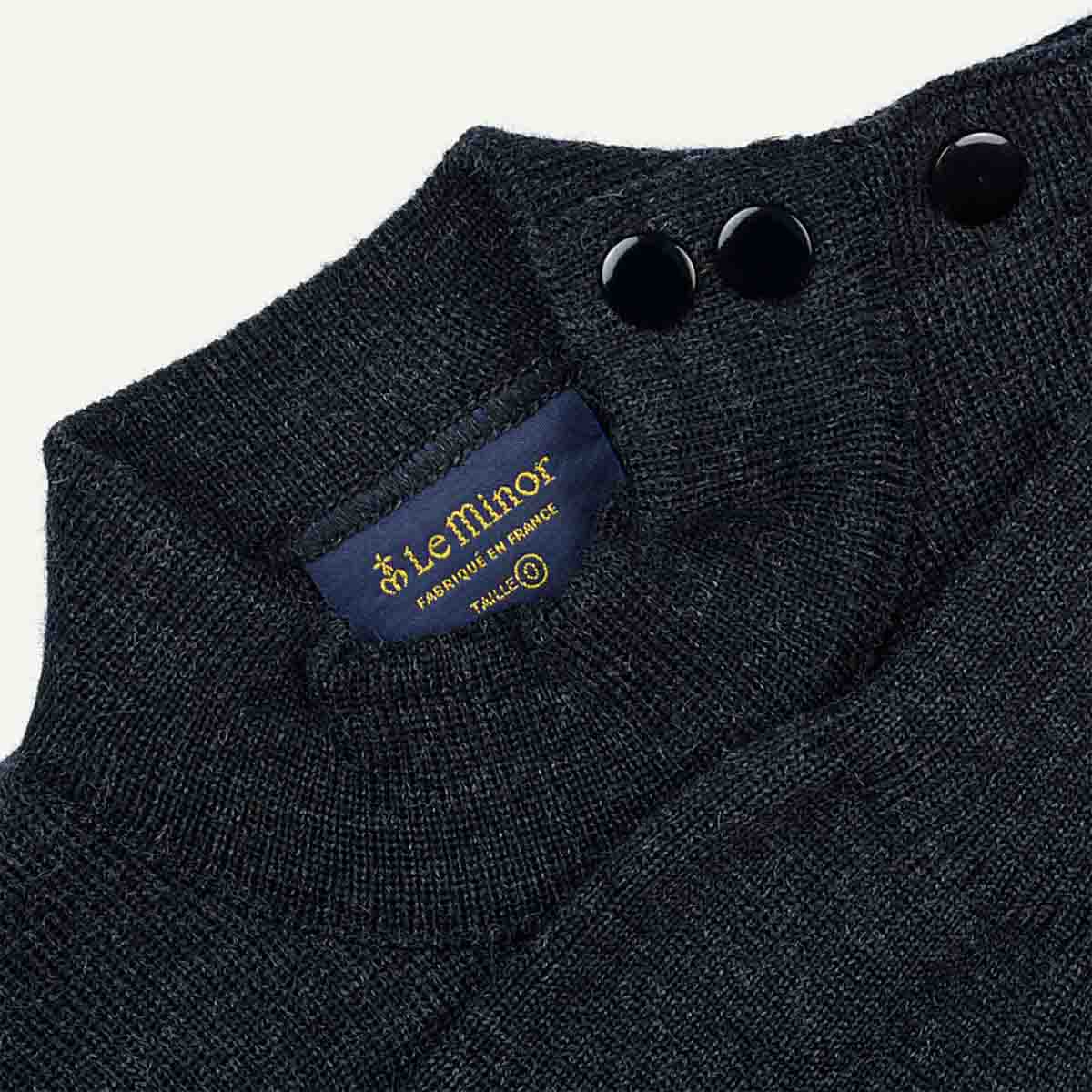 Pull marin gris anthracite pour homme - Image 10