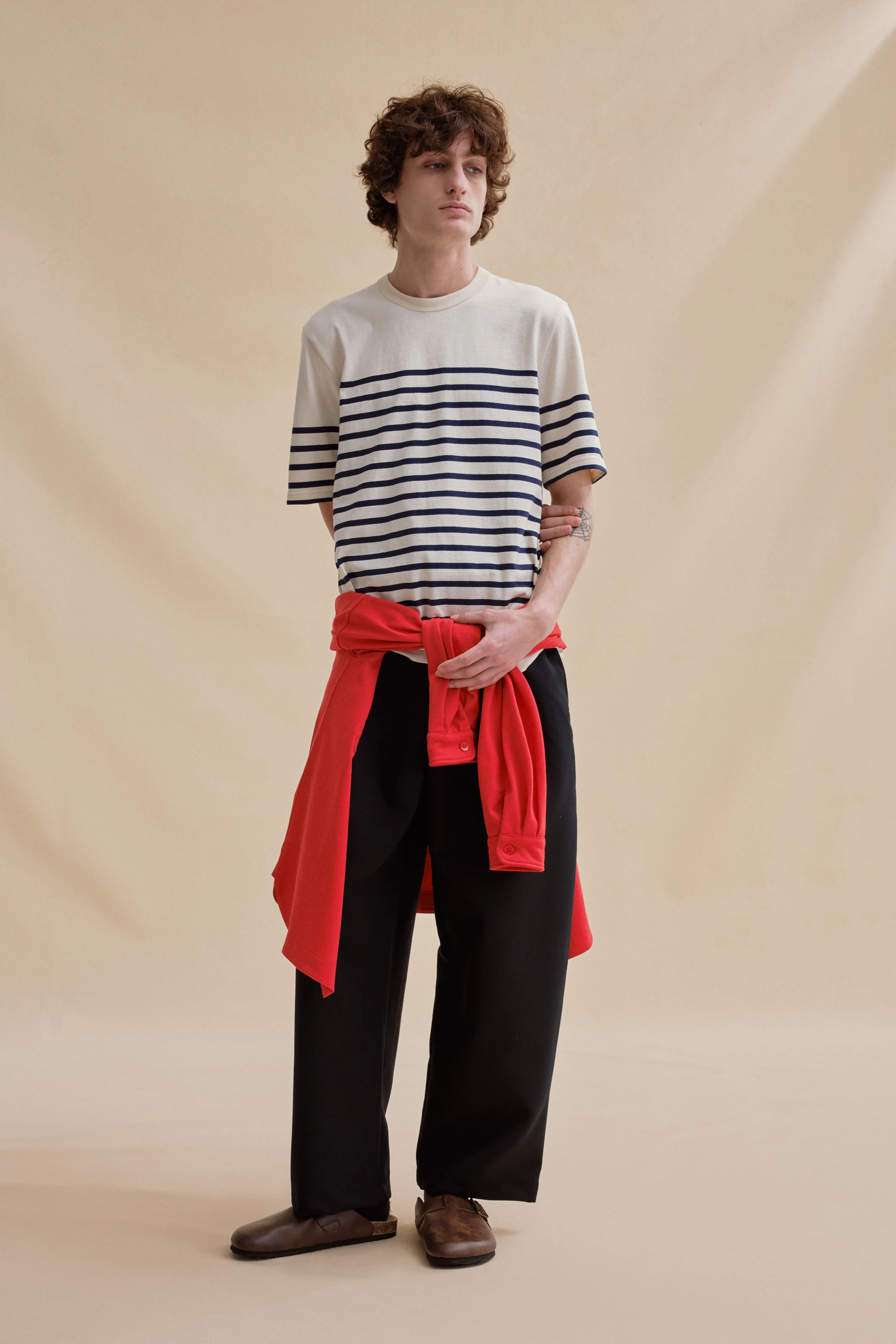 T-shirt marin écru et marine pour homme - rayures Marine Nationale - Image 3